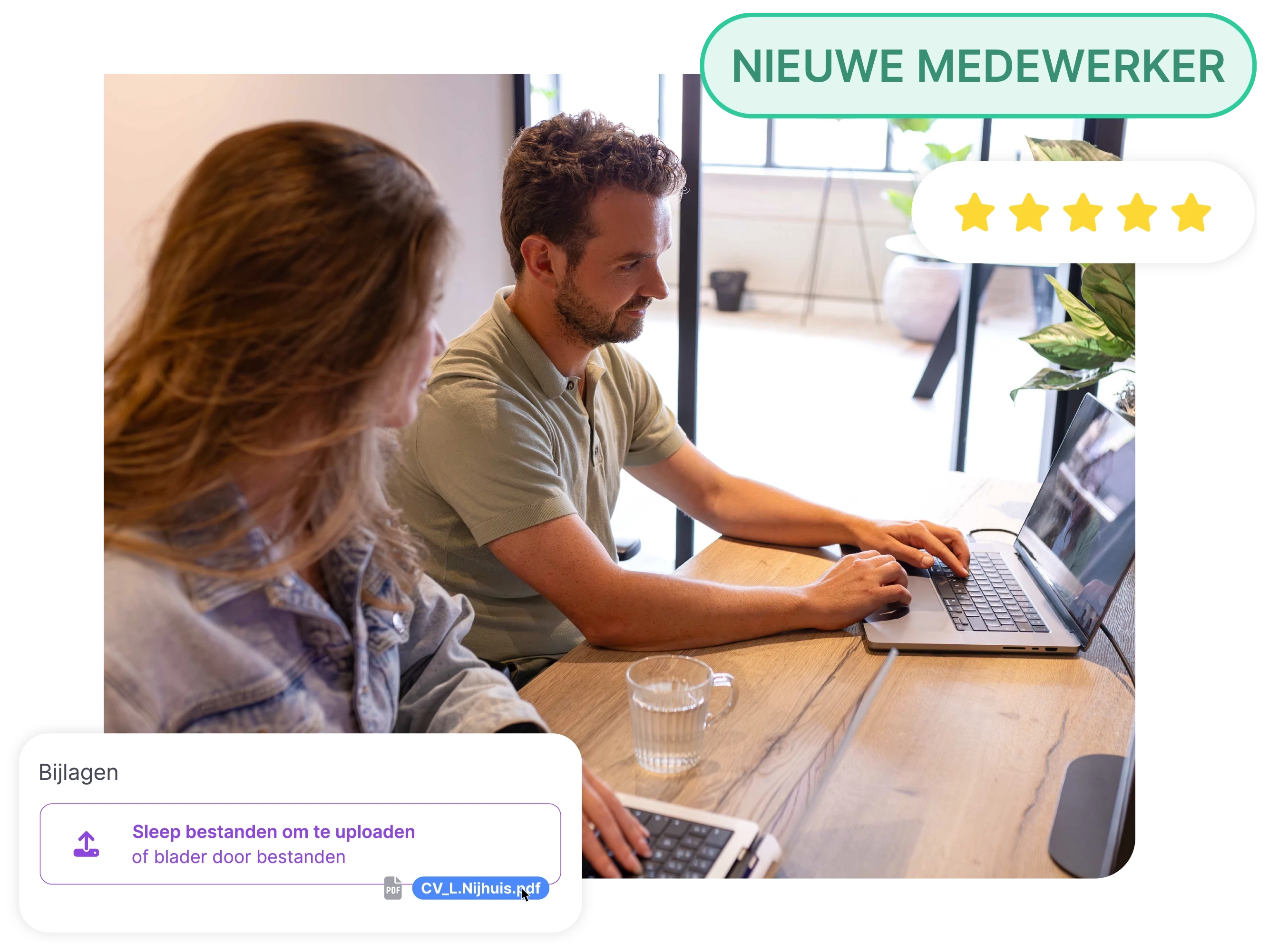 vPlan HR: Een nieuwe medewerker die meekijkt bij een collega, met daarbij een bijlage, een nieuw medewerker-label en vijf sterren.